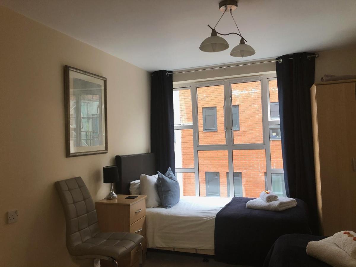 Honest City Centre Apartment 2 Southampton Eksteriør billede
